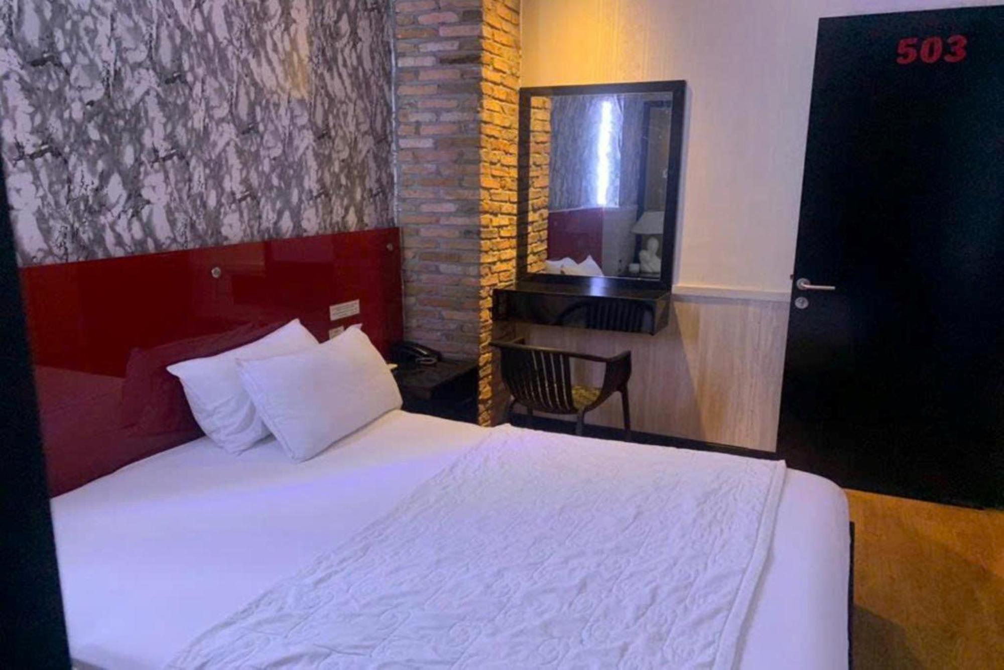 Gia Huyen Hotel ホーチミン市 エクステリア 写真
