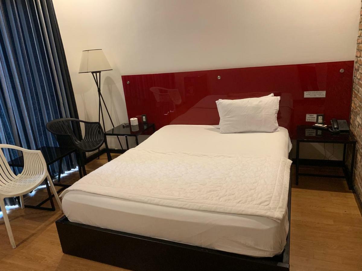 Gia Huyen Hotel ホーチミン市 エクステリア 写真